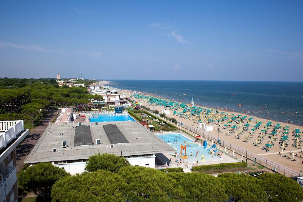 Regent'S Hotel Лидо ди Йезоло Екстериор снимка