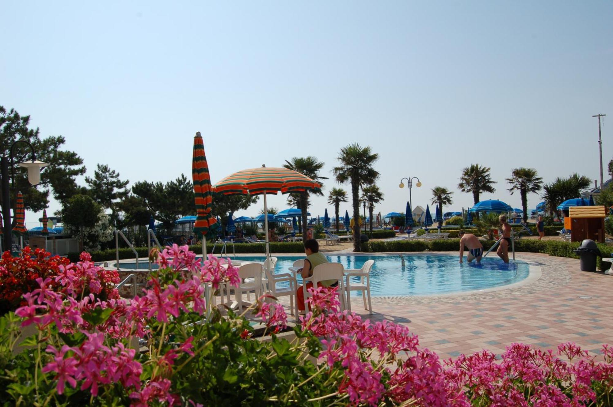 Regent'S Hotel Лидо ди Йезоло Екстериор снимка