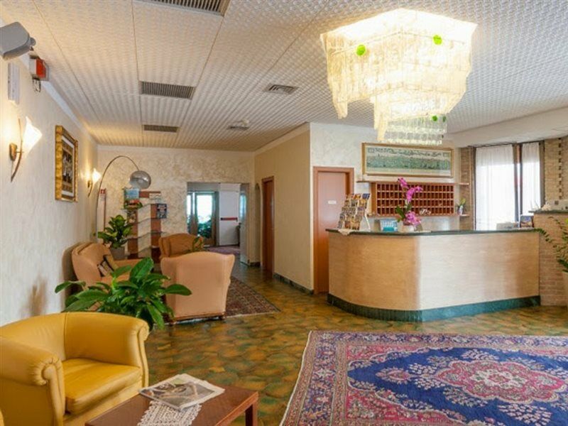 Regent'S Hotel Лидо ди Йезоло Екстериор снимка